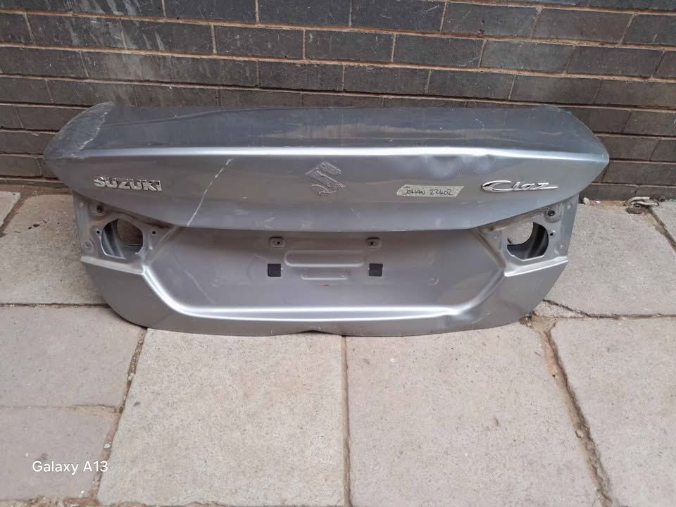SUZUKI CIAZ BOOTLID - Private Seller SUZUKI CIAZ BOOTLID - Private Seller