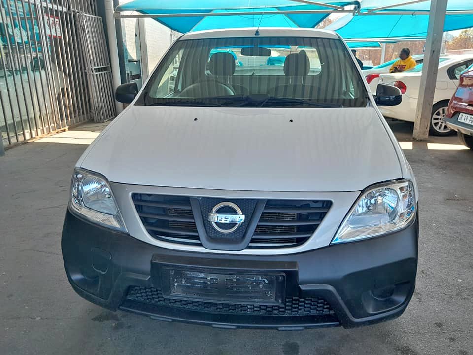 2018 NISSAN NP200 1.6 MANUAL
