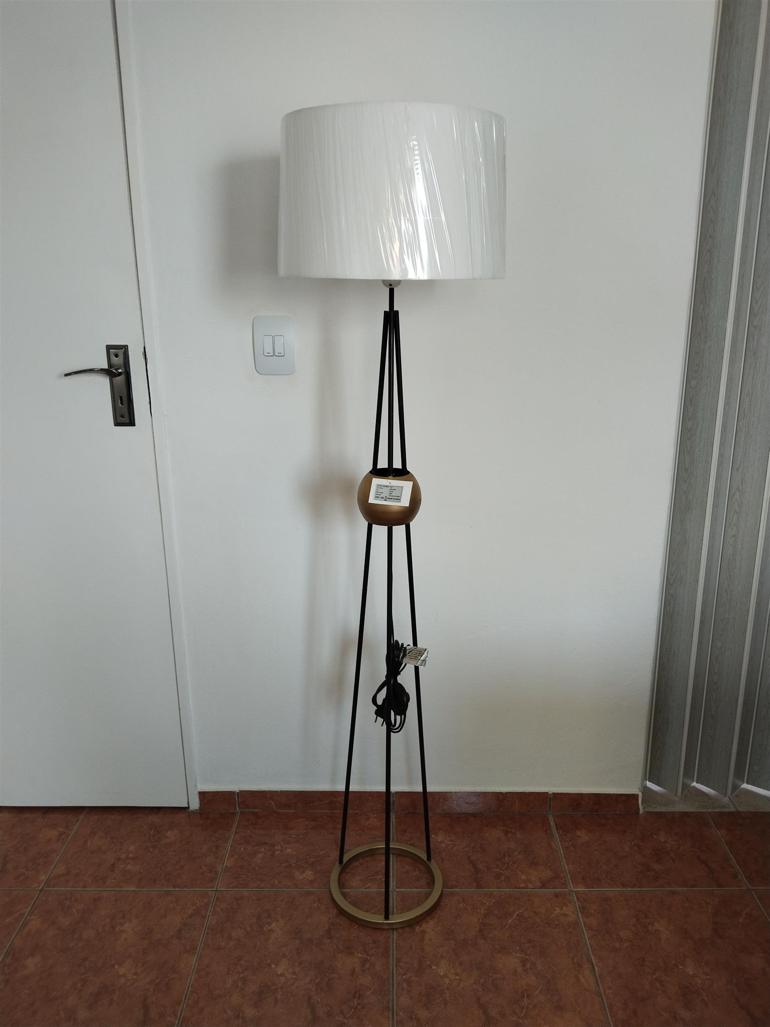 Ponti Traditional Floor Lamp Ponti Traditional Floor Lamp