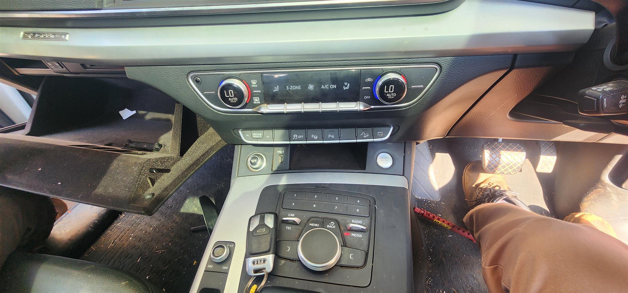 Now stripping audi q5 40 tdi 2018 - Private Seller Now stripping audi q5 40 tdi 2018 - Private Seller