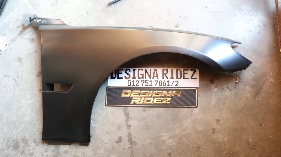 BMW F01/F02 (7 SERIES ) FRONT RIGHT FENDER - Private Seller BMW F01/F02 (7 SERIES ) FRONT RIGHT FENDER - Private Seller