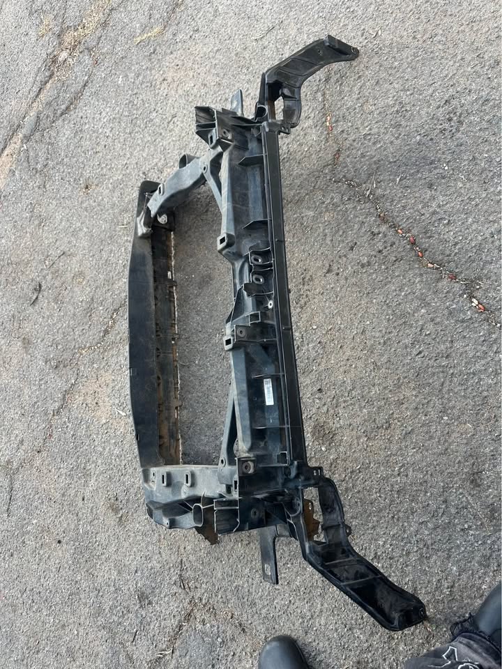 Audi Radiator Cradle A3 S3 2.0 2015-2020 8V0-805-588 - Private Seller Audi Radiator Cradle A3 S3 2.0 2015-2020 8V0-805-588 - Private Seller