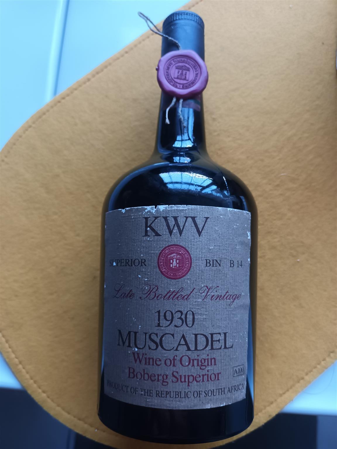 KWV muscadel  1930 collectors item still in original wooden box.