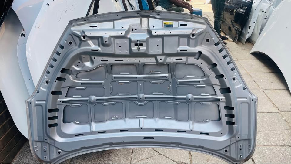 Hyundai Tucson Bonnet 2022 - Private Seller Hyundai Tucson Bonnet 2022 - Private Seller
