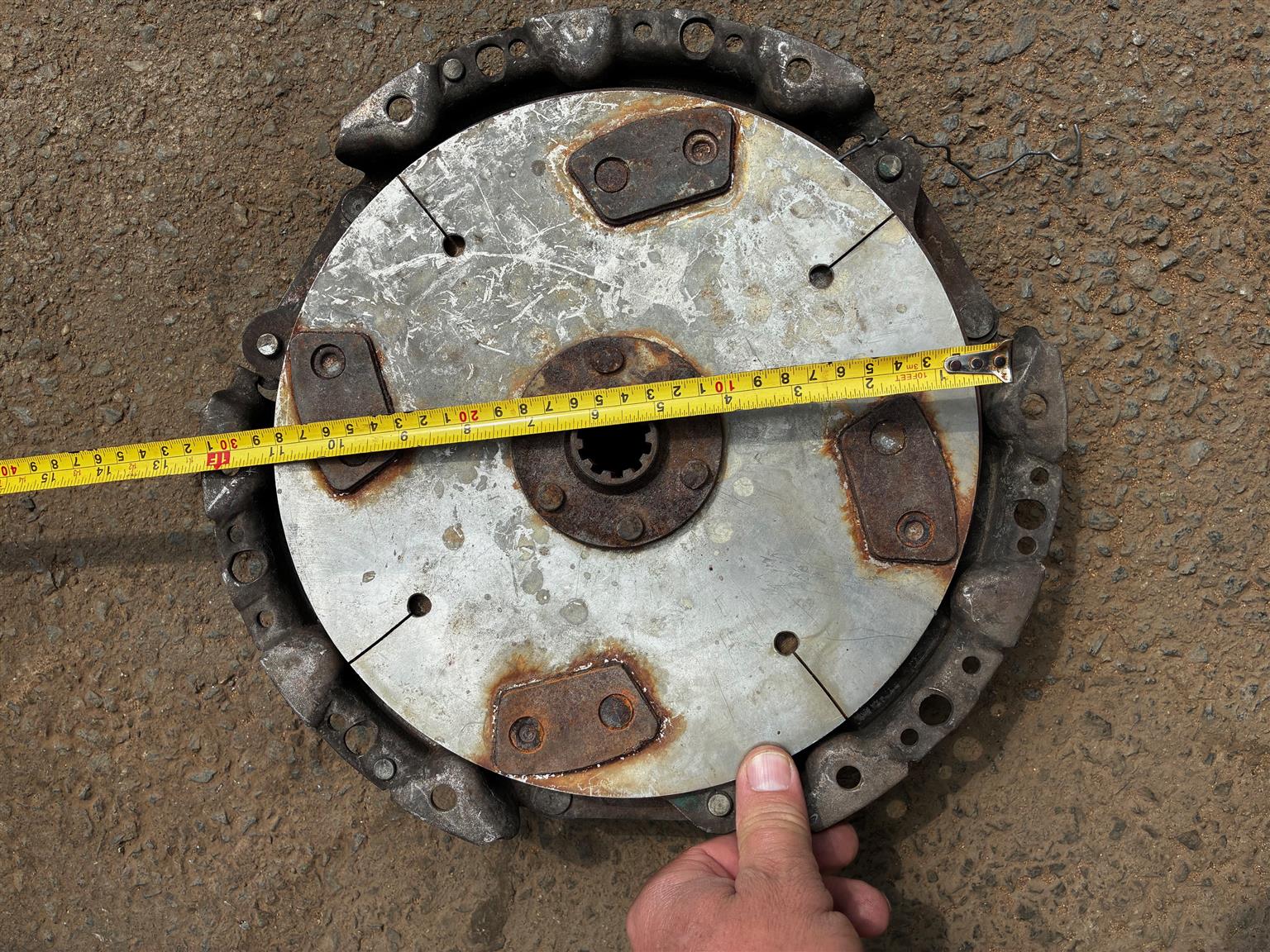 Chev clutch - Private Seller Chev clutch - Private Seller