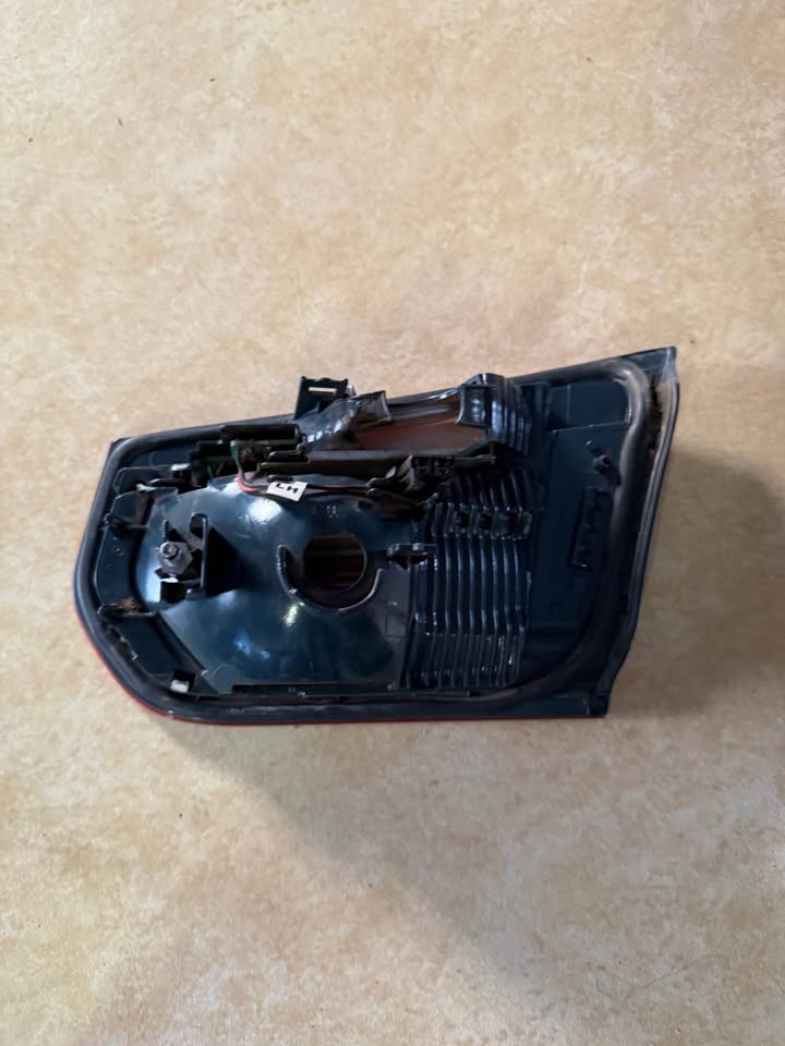 BMW 3 Series F30 Right Inner Tail Light - Private Seller