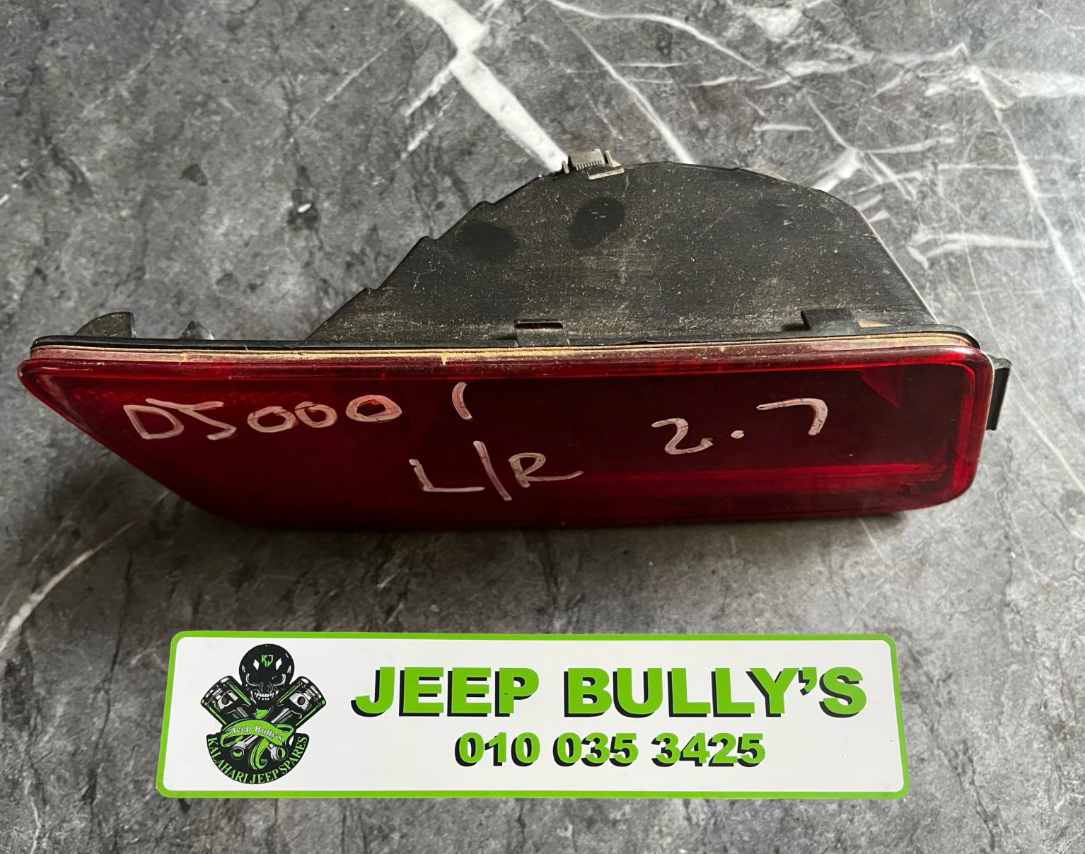 Dodge Journey 2.7 Rear Foglights - Private Seller Dodge Journey 2.7 Rear Foglights - Private Seller