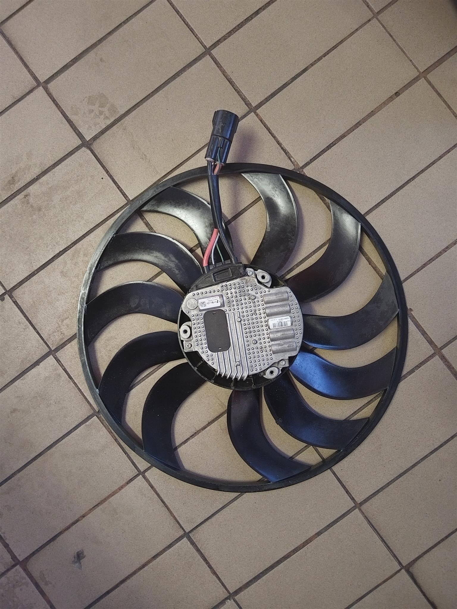 2019 JAGUAR XF FAN BLADE AVAILABLE FOR SALE - Private Seller 2019 JAGUAR XF FAN BLADE AVAILABLE FOR SALE - Private Seller
