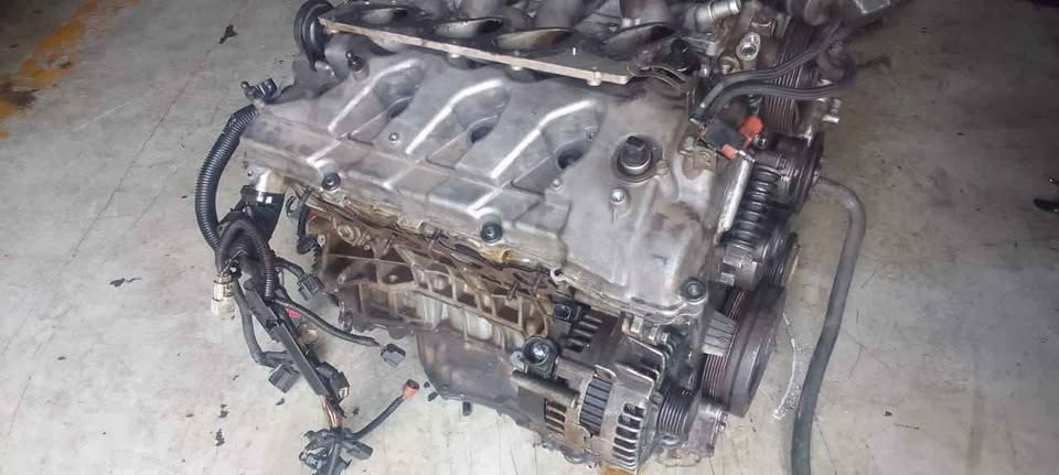 Volvo xc90 2010 4.4l engine stripping for spares