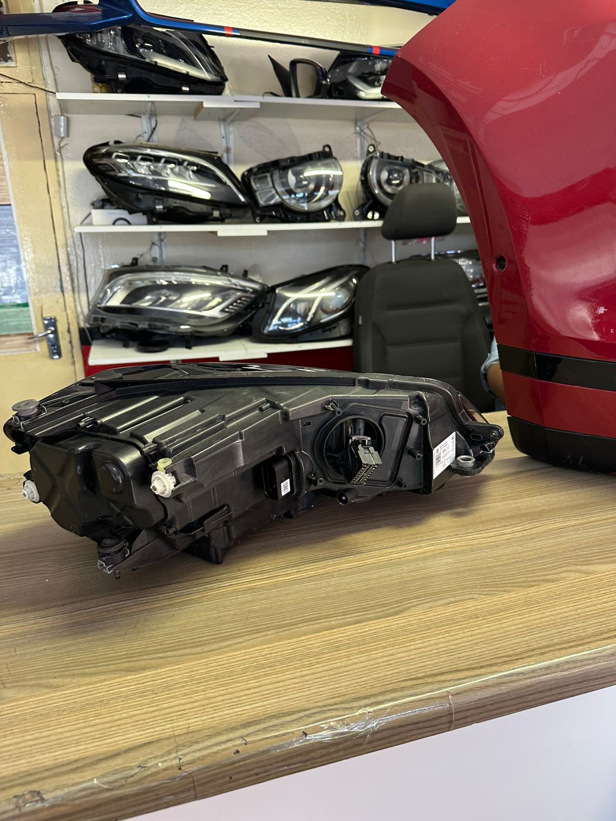 2020 VW GOLF 7.5 GTI LED HEADLIGHT LEFTSIDE IN PRESTINE CONDITION FOR SALE - Private Seller 2020 VW GOLF 7.5 GTI LED HEADLIGHT LEFTSIDE IN PRESTINE CONDITION FOR SALE - Private Seller