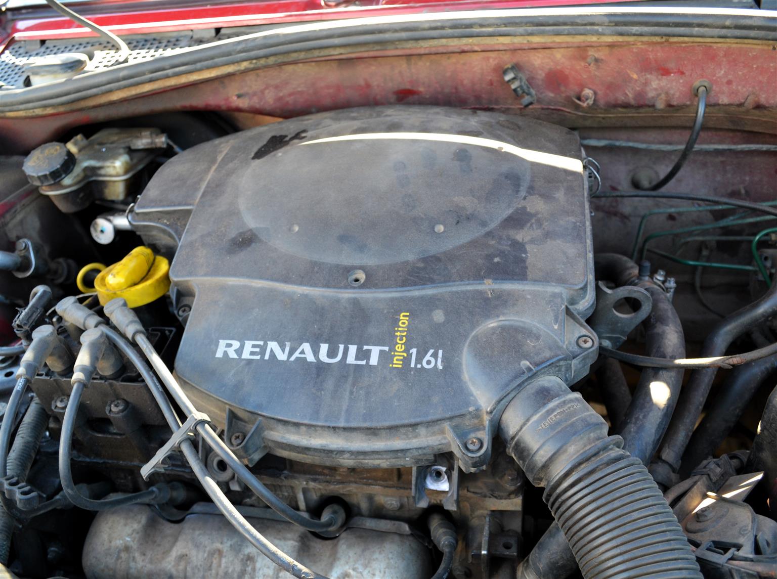 Renault Sandero 1.6 8V - Available for Spares