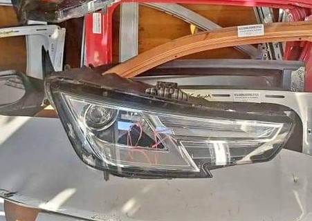Audi A4 B9 Headlight R 2018. At Bumper & Headlights Auto Parts - Private Seller Audi A4 B9 Headlight R 2018. At Bumper & Headlights Auto Parts - Private Seller