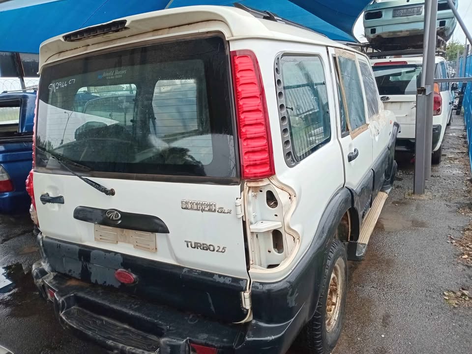 2011 Mahindra Scorpio 2.5TD SUV stripping for parts - Private Seller 2011 Mahindra Scorpio 2.5TD SUV stripping for parts - Private Seller