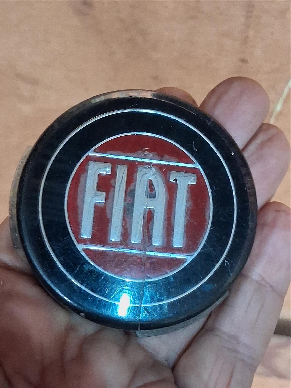 Fiat grille badge - Private Seller Fiat grille badge - Private Seller