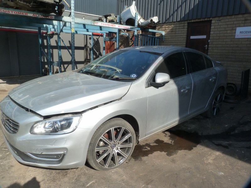 Volvo S60 T3 AT Silver - 2014 STRIPPING FOR SPARES - Private Seller