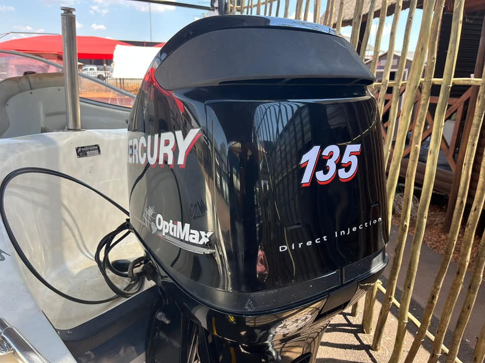 17ft Raven Elite 135hp Optimax Mercury selling