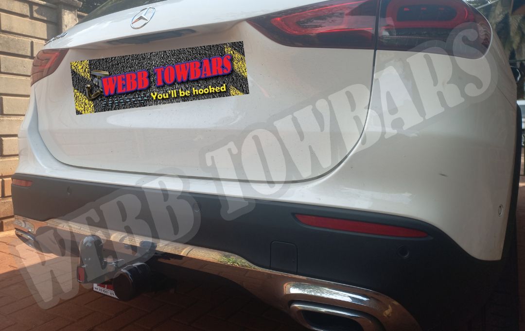 Mercedes Benz GLA200 Standard/Detachable Towbars - Private Seller Mercedes Benz GLA200 Standard/Detachable Towbars - Private Seller