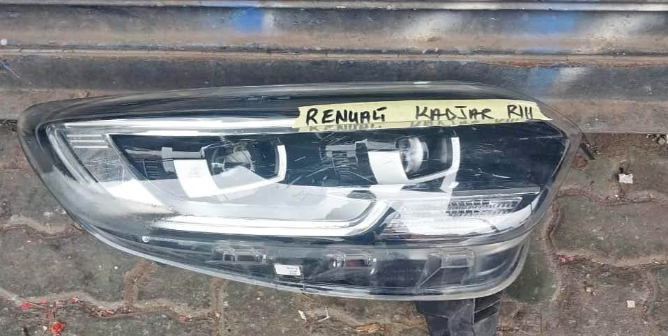 Renault Kadjar headlight - Private Seller Renault Kadjar headlight - Private Seller