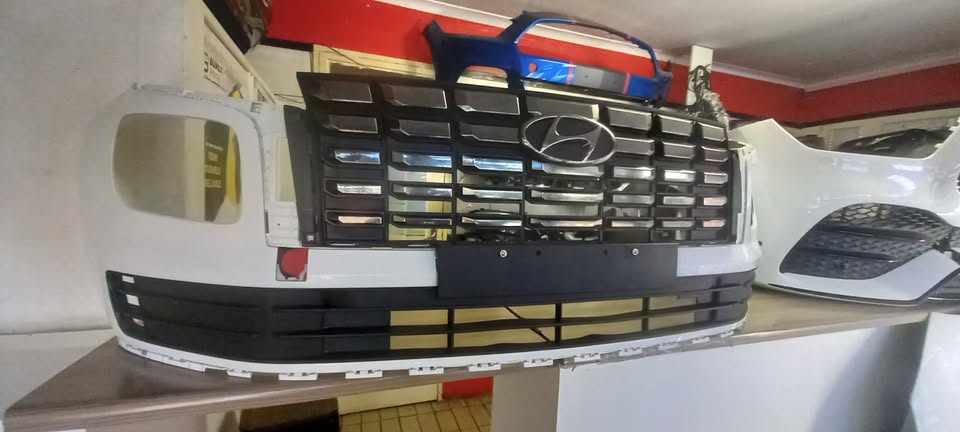 2024 HYUNDAI VENEU FRONT BUMPER FOR SALE - Private Seller 2024 HYUNDAI VENEU FRONT BUMPER FOR SALE - Private Seller