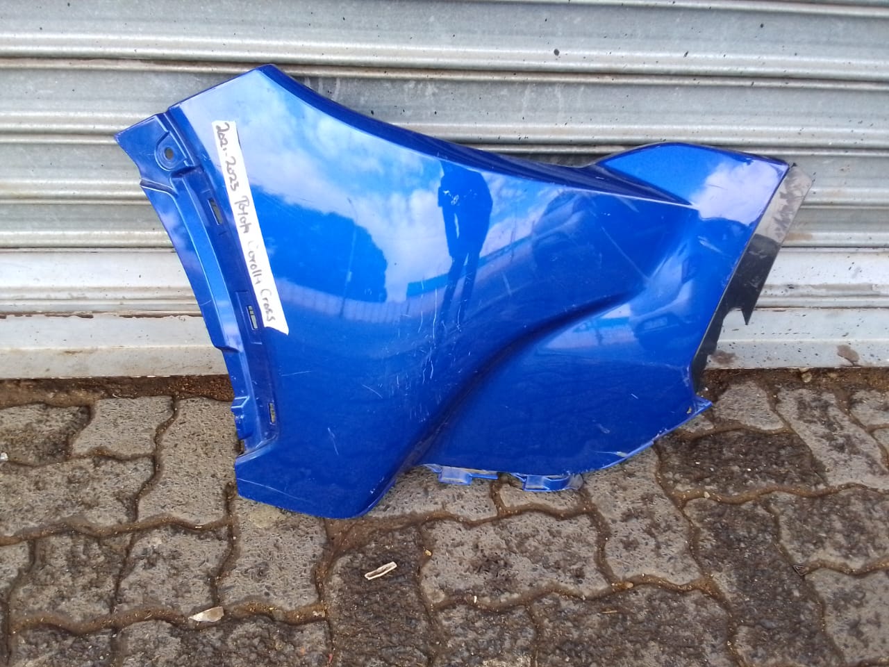 (2021-2023) TOYOTA COROLA CROSS RHS PART OF BUMPER