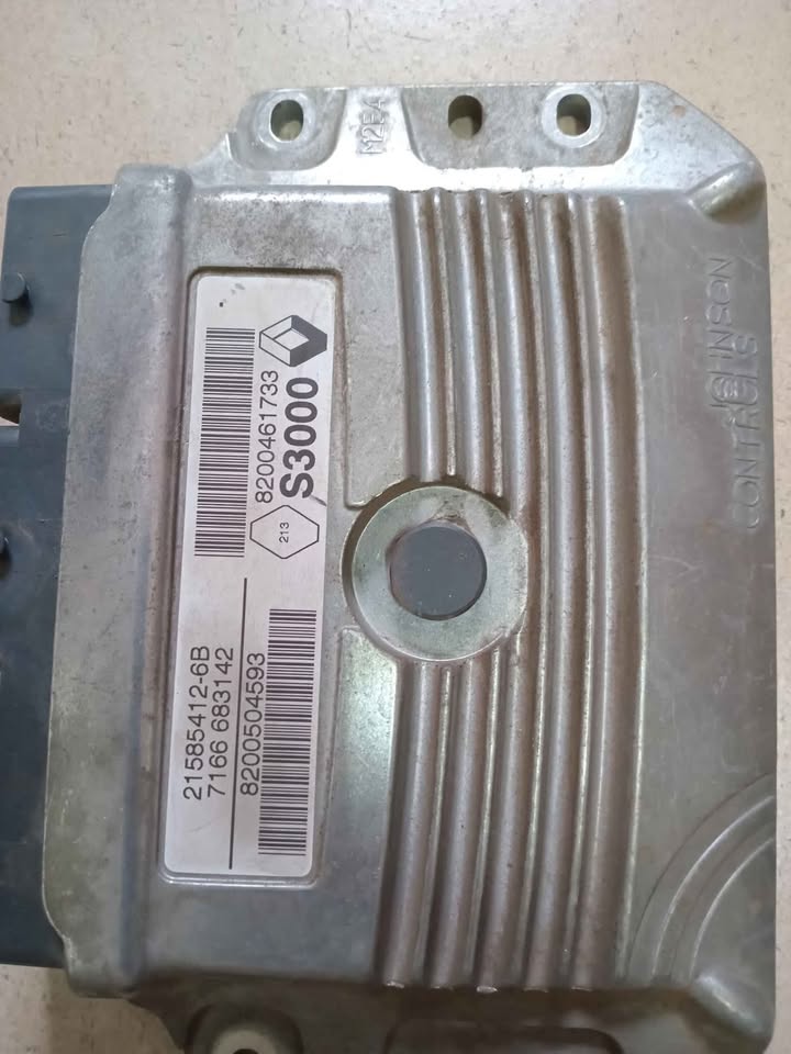 2003 Renault Clio 3 1.6 lock set for sale - Private Seller 2003 Renault Clio 3 1.6 lock set for sale - Private Seller