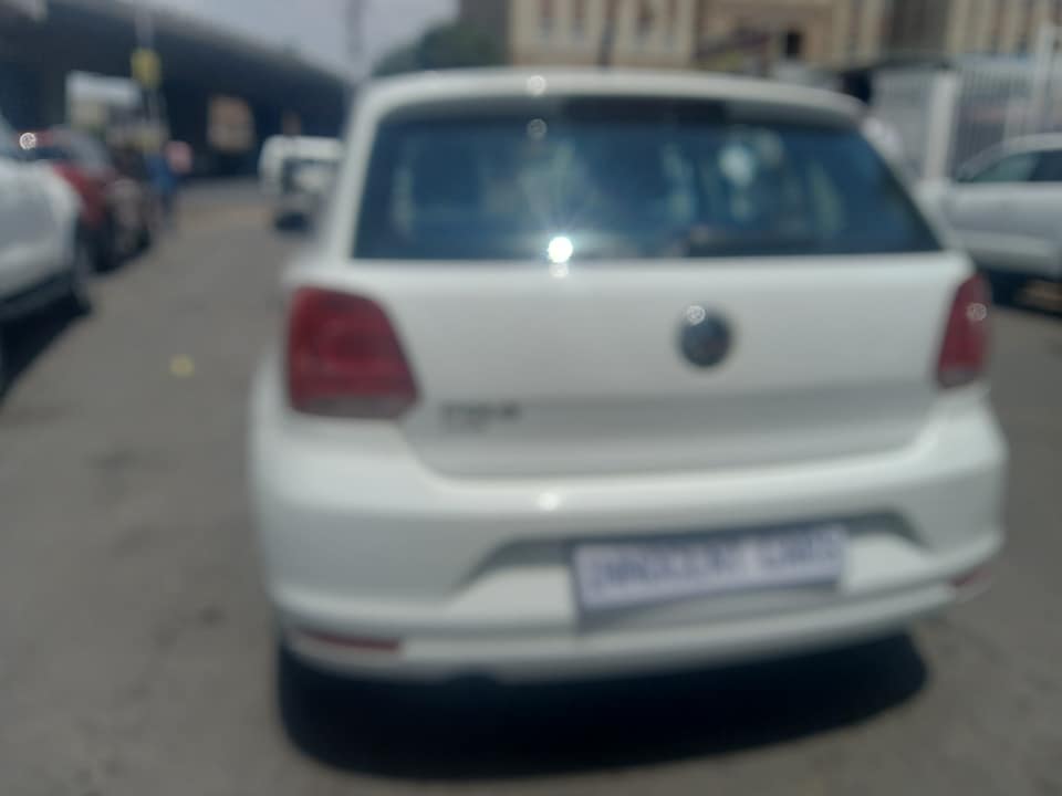 2022 VW POLO VIVO 1.4 PETROL HATCHBACK, MANUAL TRANSMISSION, WHITE COLOUR, MILEAGE 66000KM