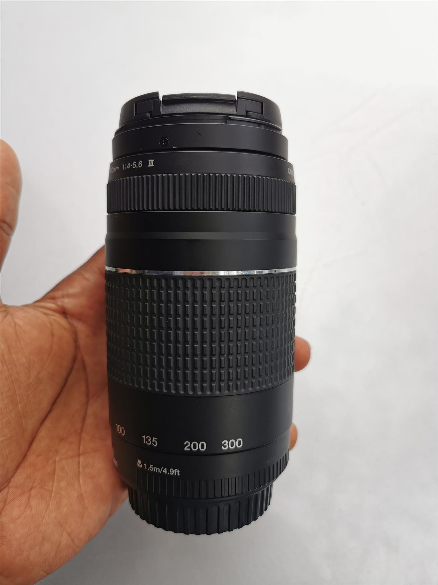 Canon zoom 75-300mm lens