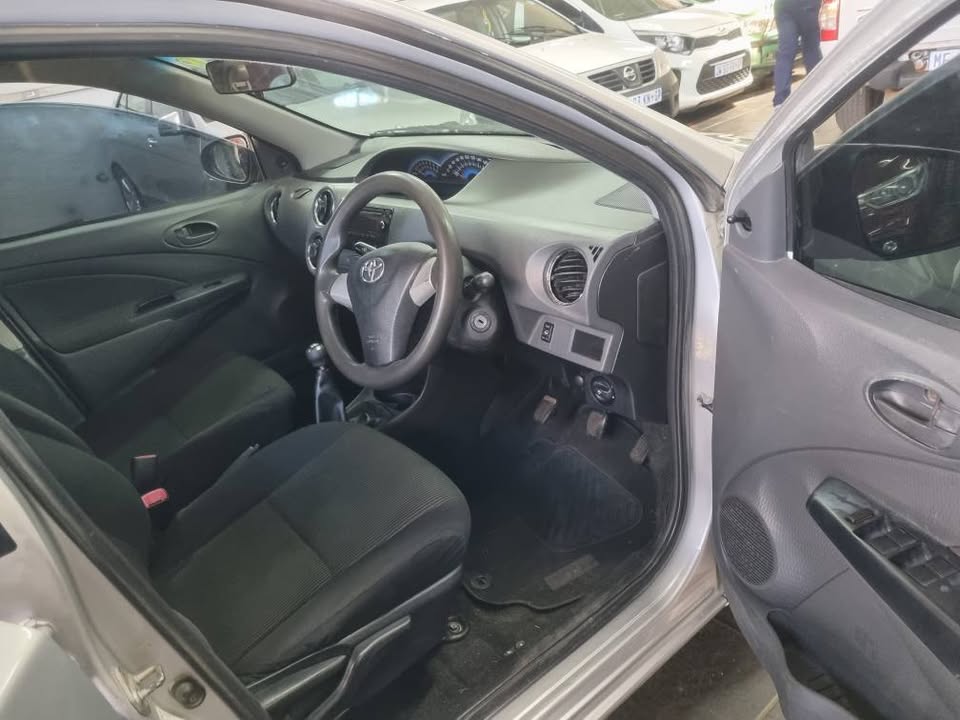 2018 Toyota Etios 1.5 Sprint Sedan Manual 79000km Mechanically Perfect with Clothes Seat