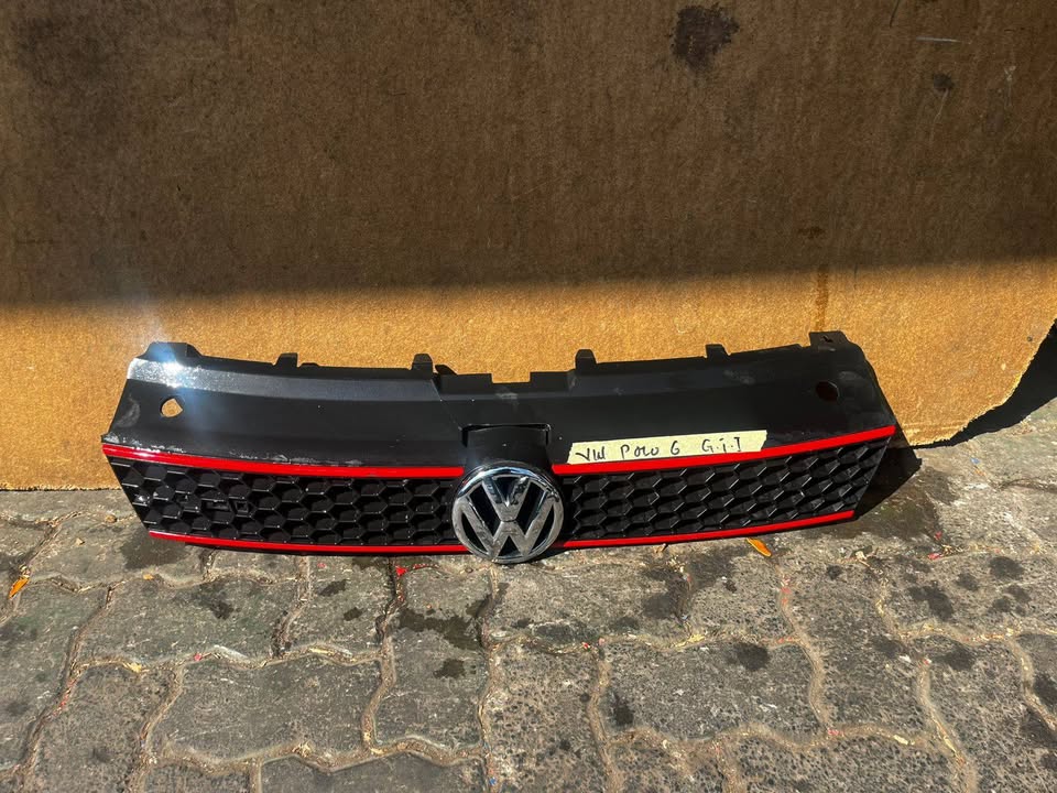 Volkswagen Golf 6 GTI Grill - Private Seller Volkswagen Golf 6 GTI Grill - Private Seller