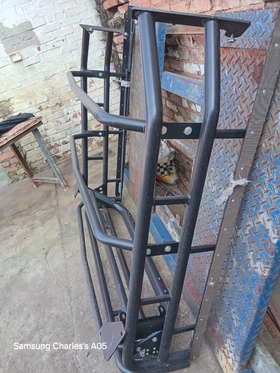 Toyota Hillux Bull bar and frame - Private Seller Toyota Hillux Bull bar and frame - Private Seller
