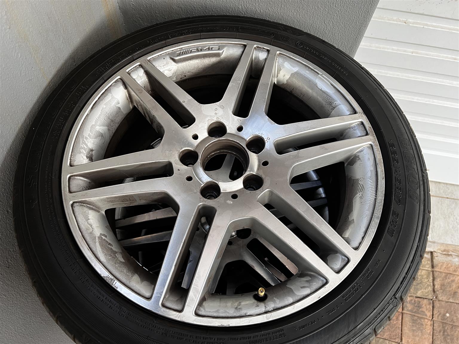 Merc Amg 17" wheels and tyres