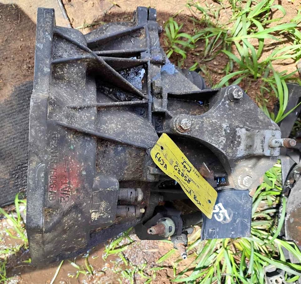 Ford F6JA Manual Gearbox - Private Seller Ford F6JA Manual Gearbox - Private Seller