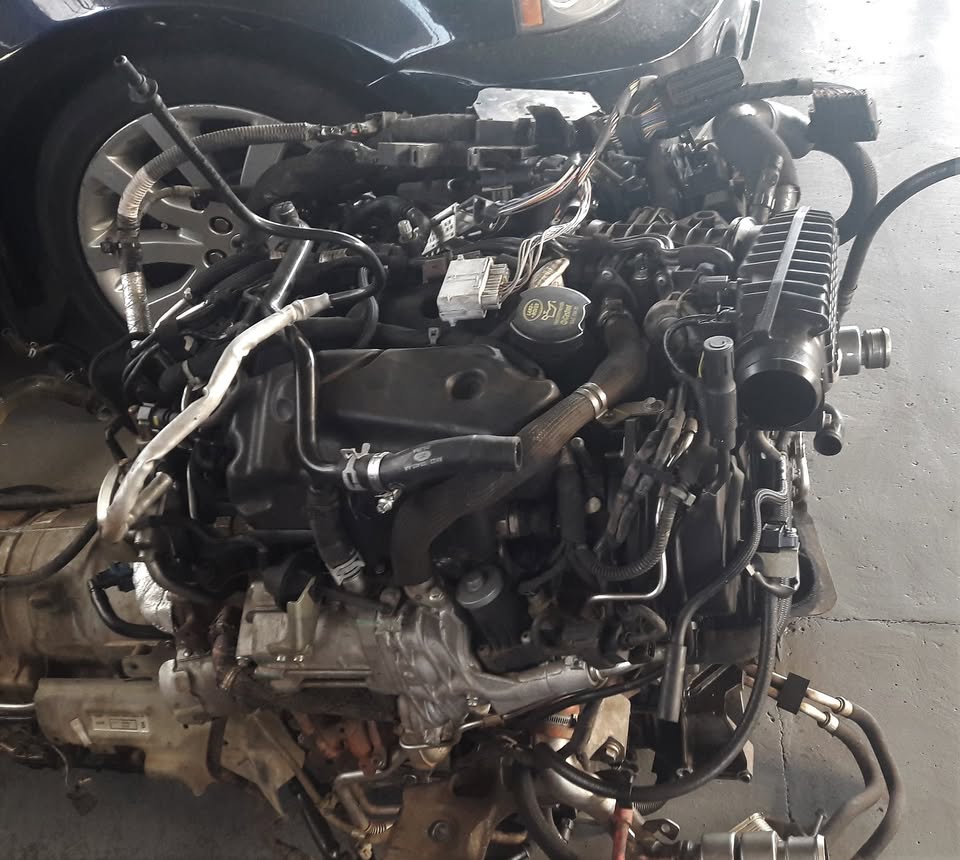 Land Rover Discovery 4 TDV6 3 Liter Engine for sale | AUTO EZI - Private Seller