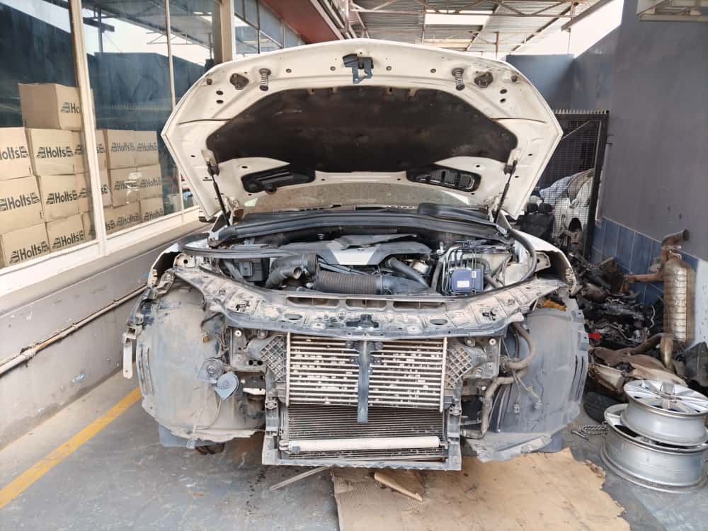 Mercedes Benz GLE 250d used parts used spares - Private Seller Mercedes Benz GLE 250d used parts used spares - Private Seller