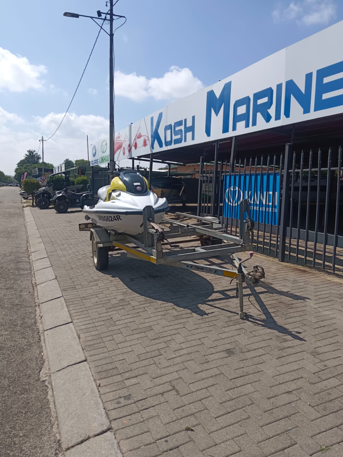 Yamaha WaveRunner 800 - Private Seller Yamaha WaveRunner 800 - Private Seller
