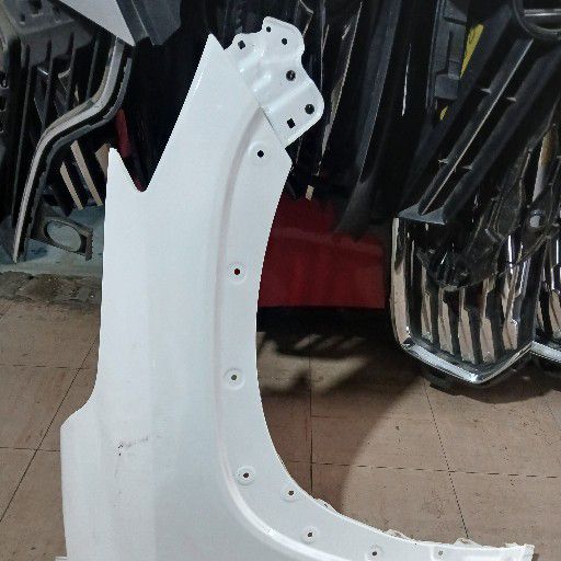 Toyota corolla cross fender - Private Seller Toyota corolla cross fender - Private Seller
