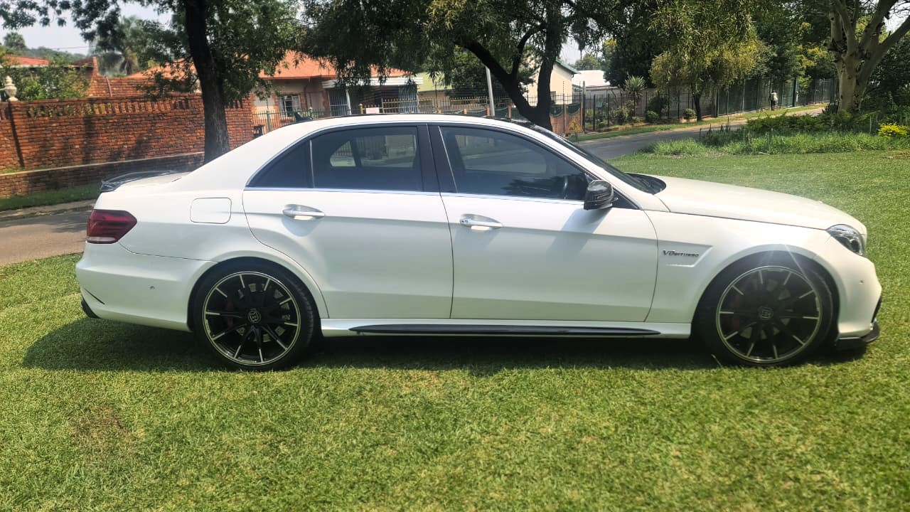 2012 Mercedes-Benz E63 S AMG Performance Studio W212