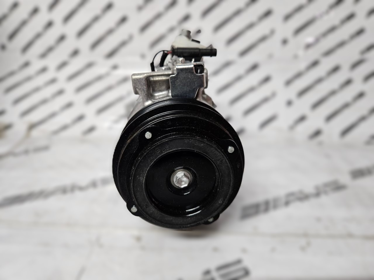 Mercedes W447 Vito 116 CDI Aircon pump for sale brand new - Private Seller