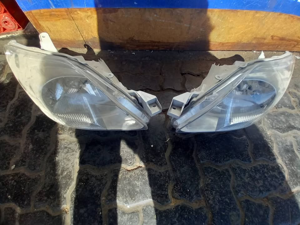 2006 - 2014 Toyota Avanza Headlight - Private Seller 2006 - 2014 Toyota Avanza Headlight - Private Seller