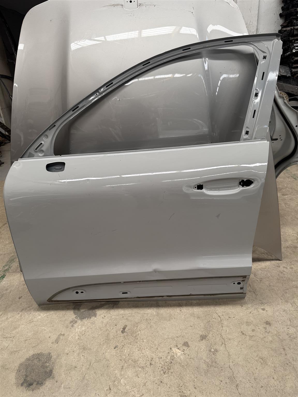 Porsche Macan Front Door - Private Seller Porsche Macan Front Door - Private Seller