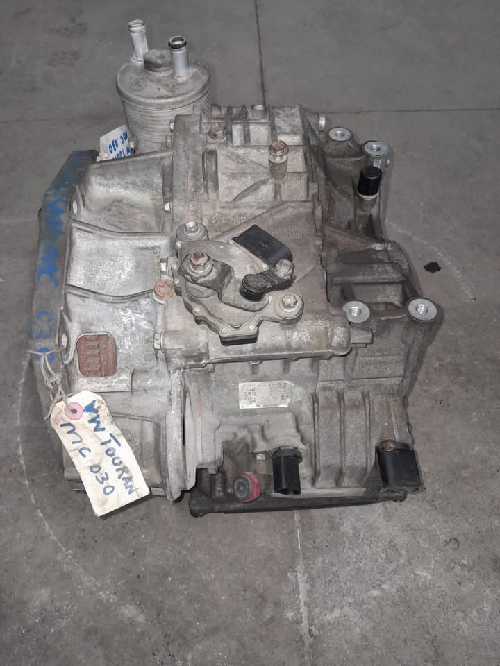 VW TOURAN AUTOMATIC GEARBOX FOR SALE - Private Seller VW TOURAN AUTOMATIC GEARBOX FOR SALE - Private Seller