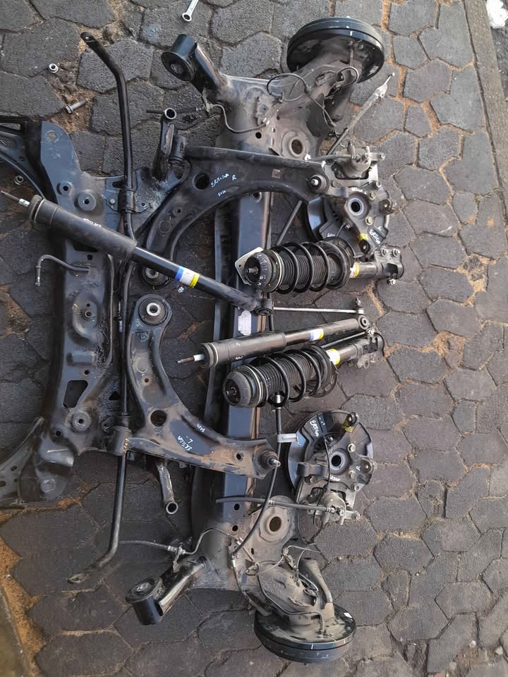Toyota Rumion front and back Suspensions Stripping for Parts - Private Seller
