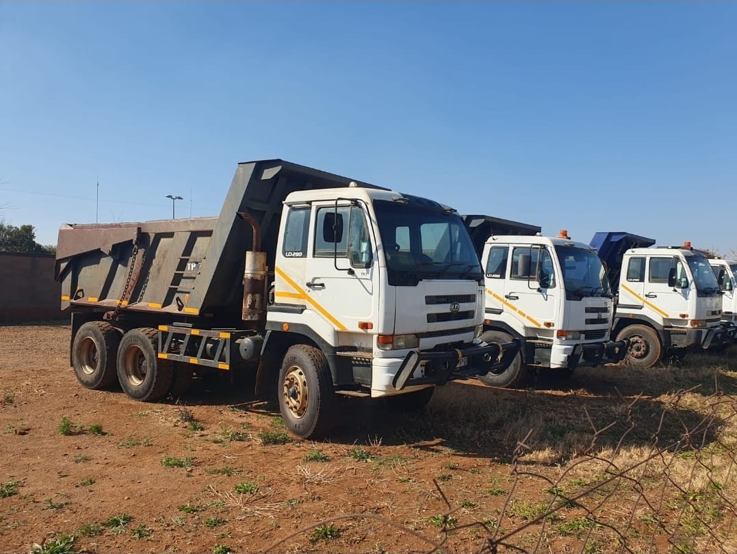 Ud 290 10 cube TIPPERS | Junk Mail Marketplace