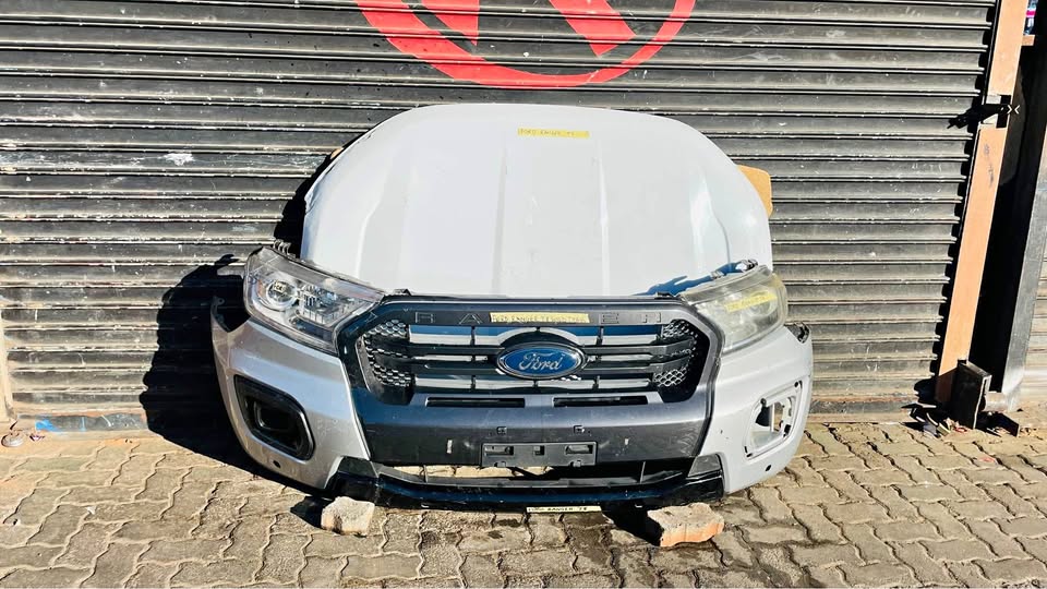 FORD RANGER 7 Bonnet ,bumper and headlights - Private Seller FORD RANGER 7 Bonnet ,bumper and headlights - Private Seller