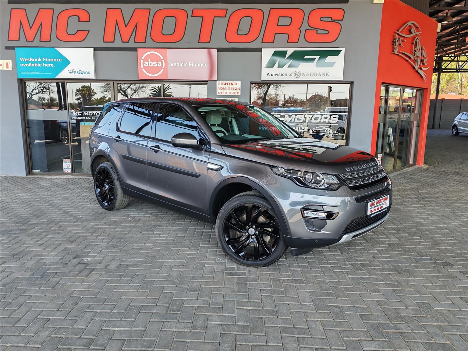 Used 2016 Land Rover Discovery Sport HSE Si4 - Private Seller Used 2016 Land Rover Discovery Sport HSE Si4 - Private Seller