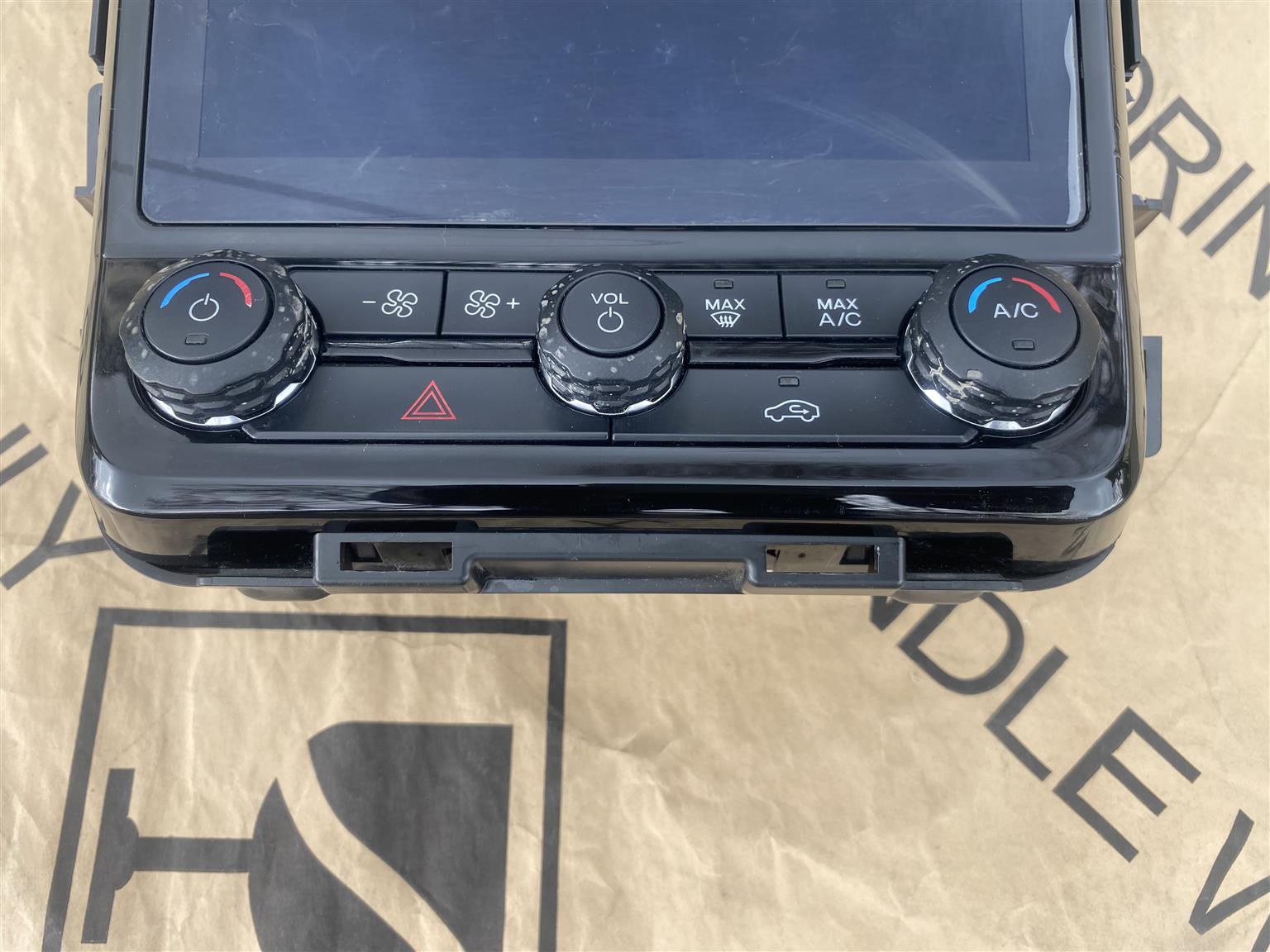 2024 FORD RANGER RAPTOR T9 RADIO/MULTI DISPLAY NAVIGATION SYSTEM FOR SALE - Private Seller 2024 FORD RANGER RAPTOR T9 RADIO/MULTI DISPLAY NAVIGATION SYSTEM FOR SALE - Private Seller