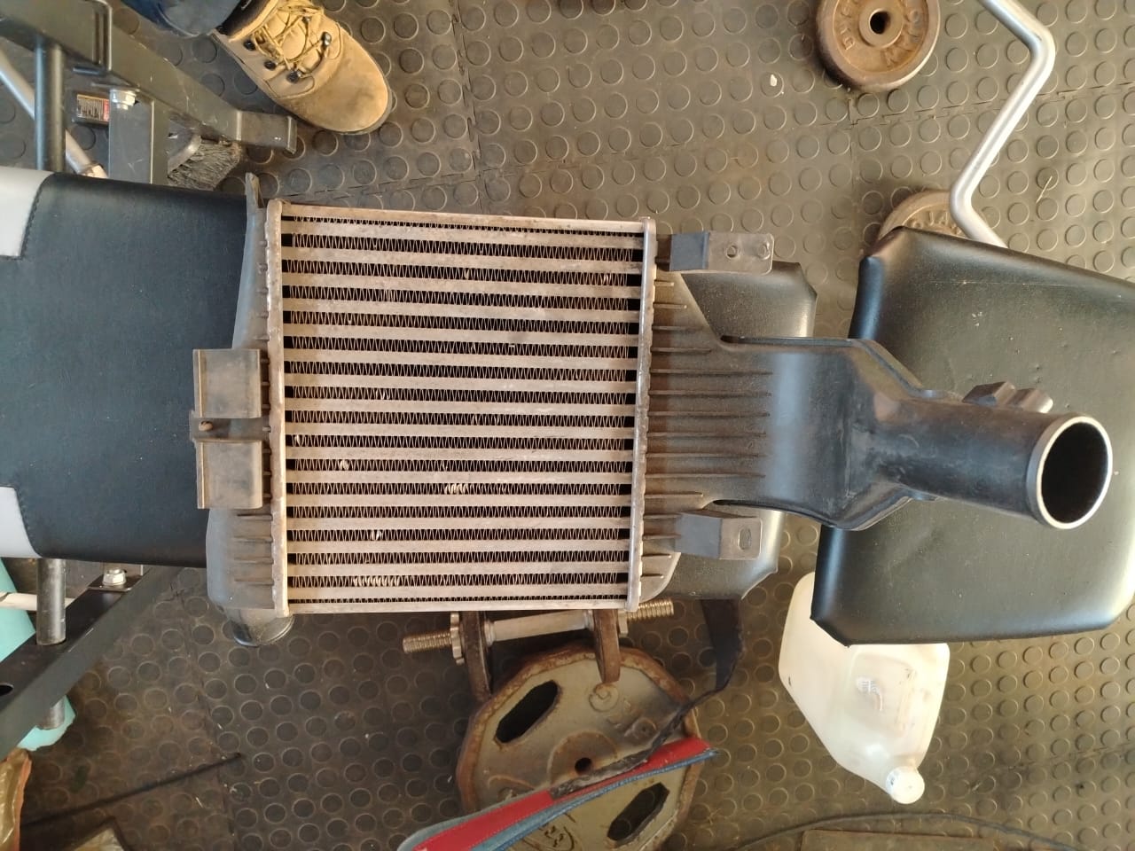 K04 Turbo te koop met klein intercooler, Pretoria Annlin. Price slightly negotia