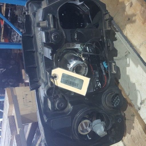 2013 Freelander 2 SD4 SE Headlight 2013 Freelander 2 SD4 SE Headlight