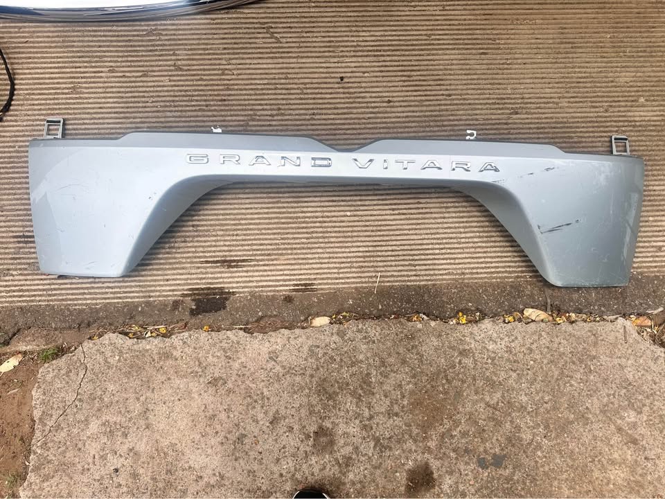 2024 Suzuki grand vitara tailgate cover - Private Seller 2024 Suzuki grand vitara tailgate cover - Private Seller
