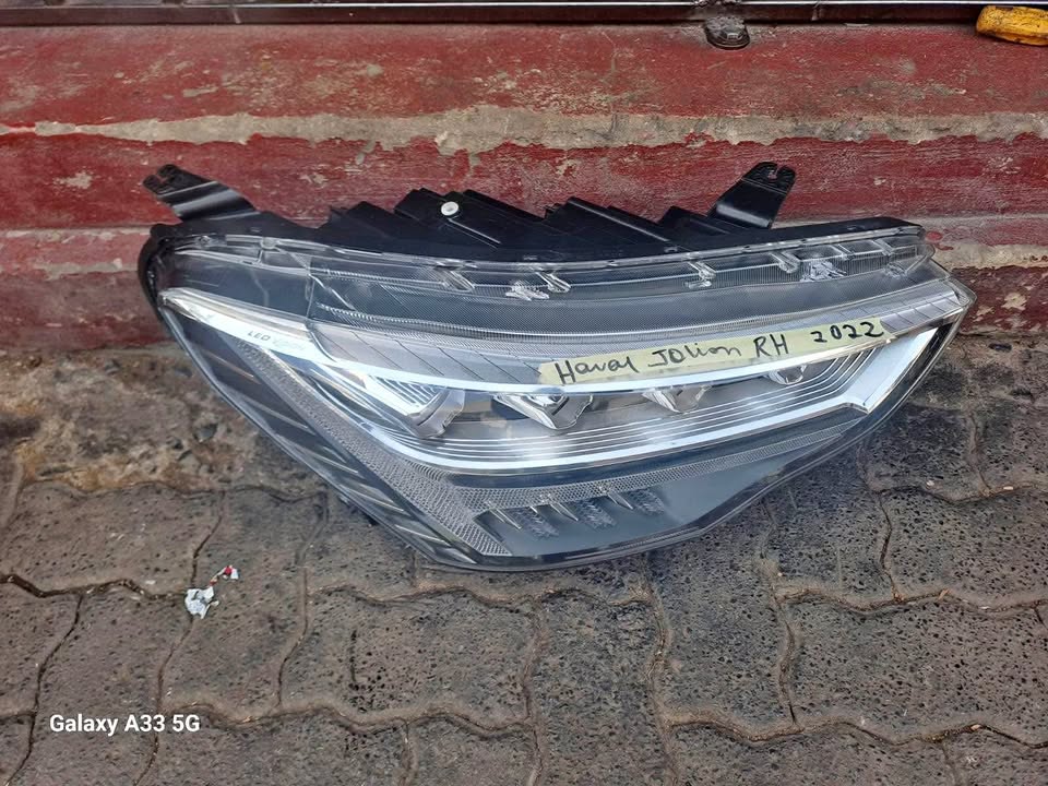 GMW HAVAL JOLION HEADLIGHT - Private Seller GMW HAVAL JOLION HEADLIGHT - Private Seller
